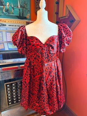 XPluswear Red and Black Leopard Print Puff Sleeve Mini Dress XL